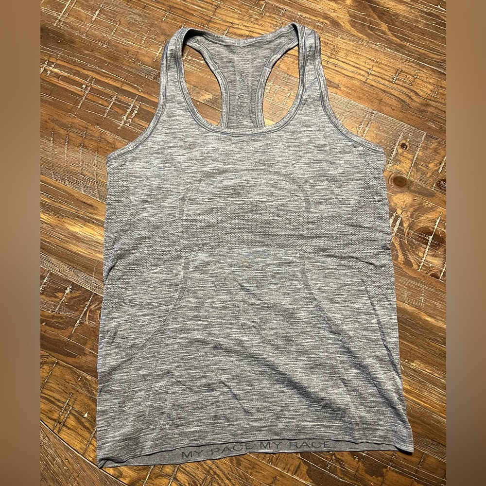 Lululemon swiftly tank. Grey. Size 10.